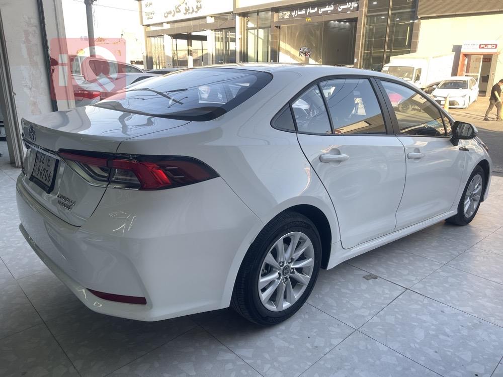 تۆیۆتا کۆرۆلا